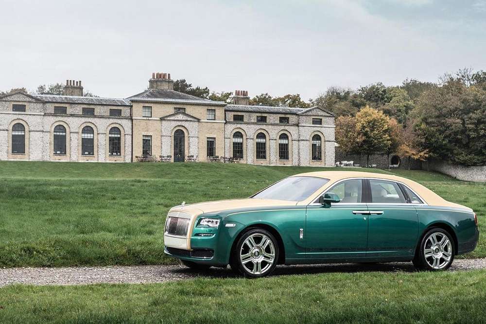 Опубликованы официальные фотографии эксклюзивного седана Rolls-Royce Ghost Golf Edition