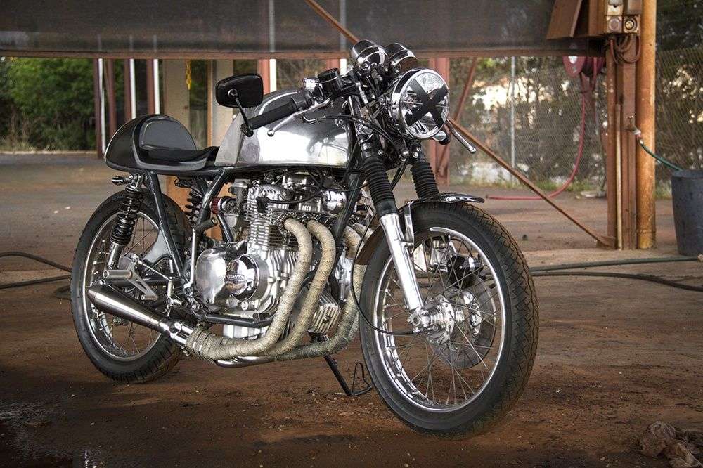 Honda CB350: кафе рейсер от Spirit Studio