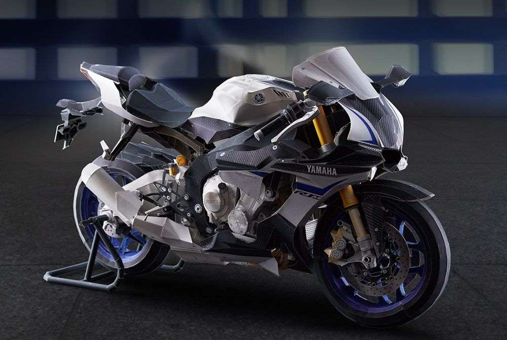 Yamaha YZF-R1M получил бумажную копию