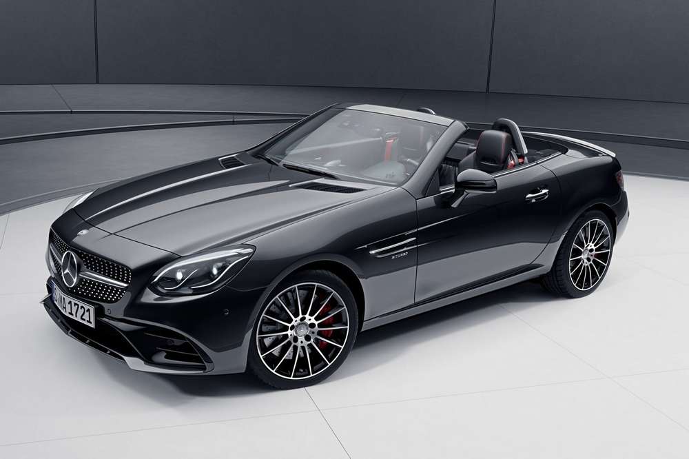 Немецкий родстер Mercedes-Benz SLC получил опциональный пакет Night Package