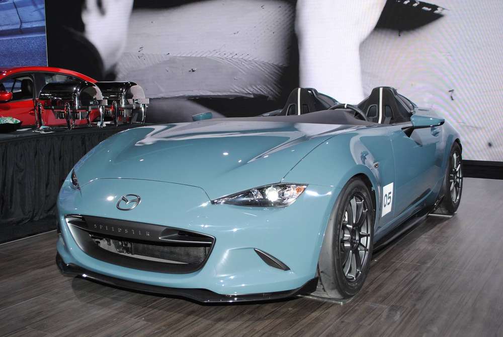 Mazda представила на Детройтском автосалоне концептуальный спидстер MX-5 Speedster Concept