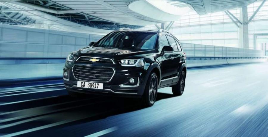 У кроссовера Chevrolet Captiva появилась сверхлимитированная «чёрная» модификация