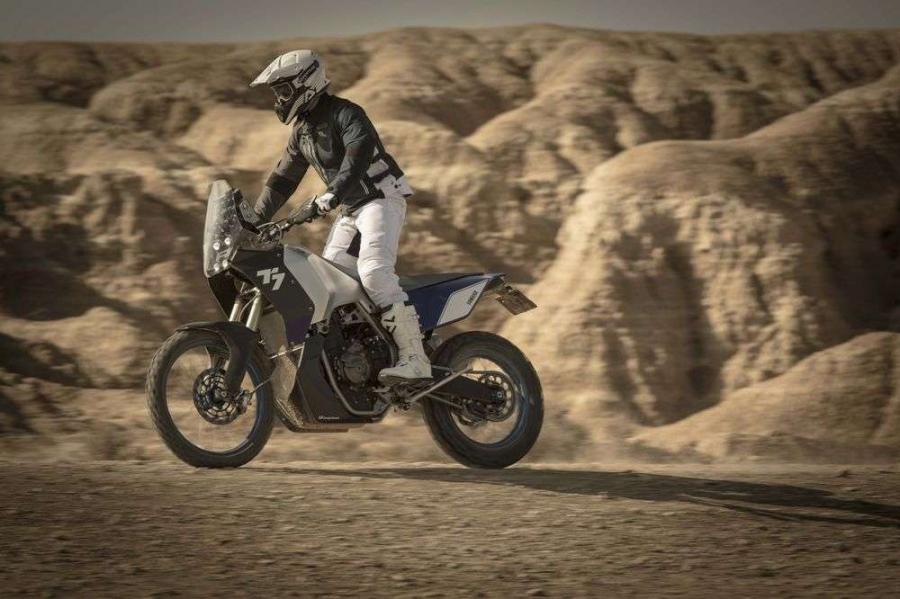 Мотоцикл Yamaha T7 Rally Concept 2017 обзор