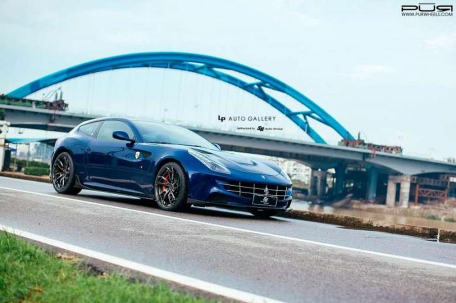 SR Auto Group подарило Ferrari FF новый обвес