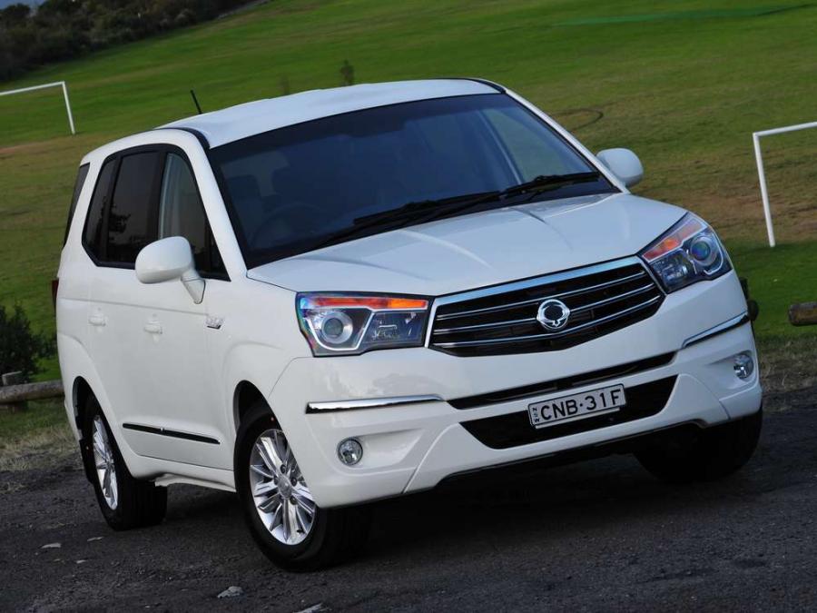 SsangYong Stavic – для тех, кто мечтает стать водителем автобуса