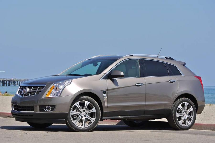 Американский Cadillac SRX: наполовину европеец
