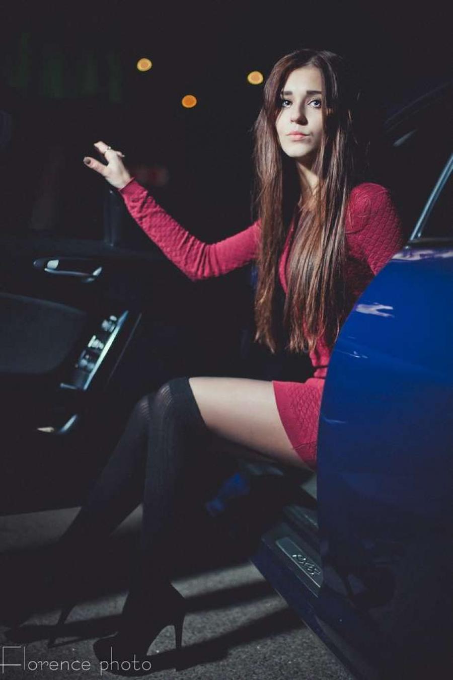 Ақ қыздар қара қыздардың анустарын жалайды Порно индустриясының ең ірі көрмесінің қатысушылары