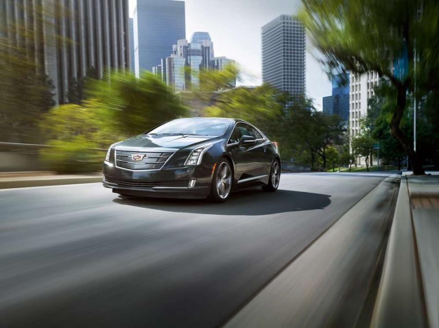 Cadillac ELR – гибридное купе стало другим
