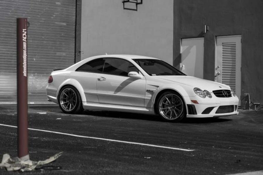 Mercedes-Benz CLK63 AMG Black Series «обули» в диски ADV10 Track Spec SL