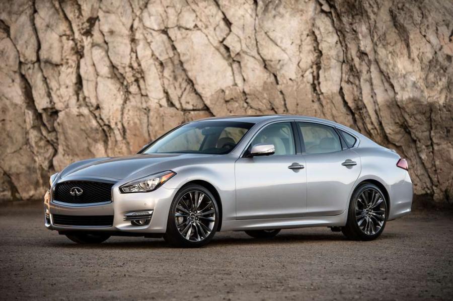 В Пеббл-Бич засветился эксклюзивный Infiniti Q70