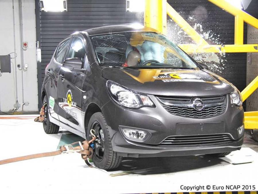 Euro NCAP протестировала компакт-хэтчбек Opel Karl