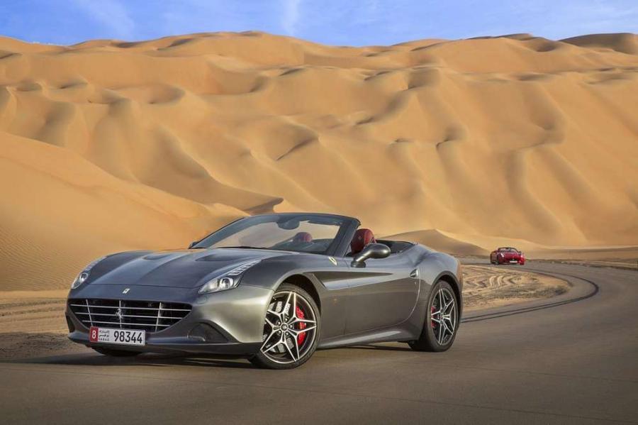 Опубликовано первое видео с обновлённым спорткаром Ferrari California T Deserto Rosso