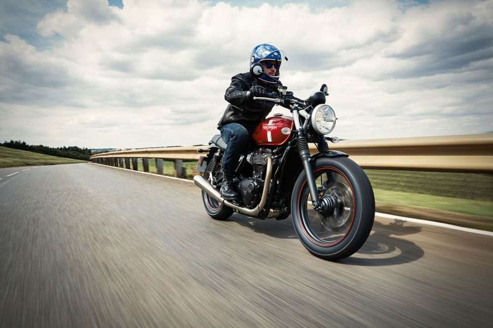 Английский бренд Triumph подготовил особую модификацию нового байка Street Twin