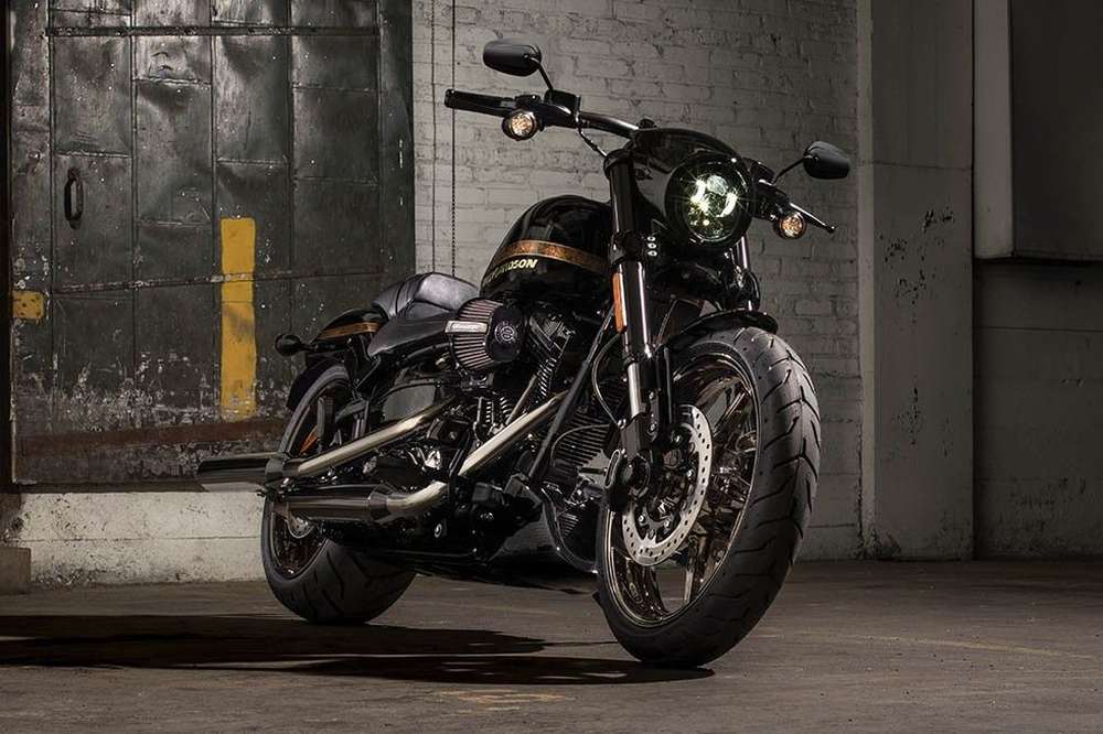 Новый байк Harley-Davidson CVO Pro Street Breakout 2016 модельного года