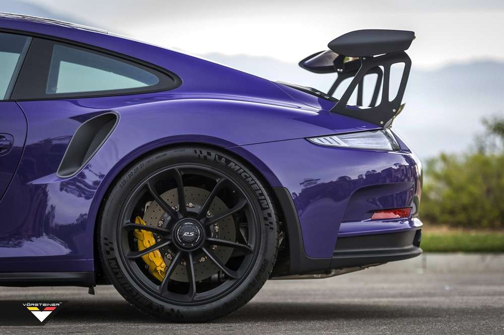 Porsche 911 gt3 RS Purple