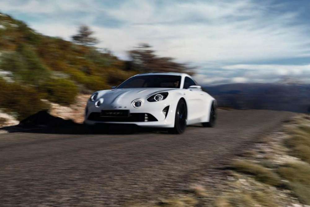 Концептуальное спорткупе Renault Alpine Vision Concept представлено официально