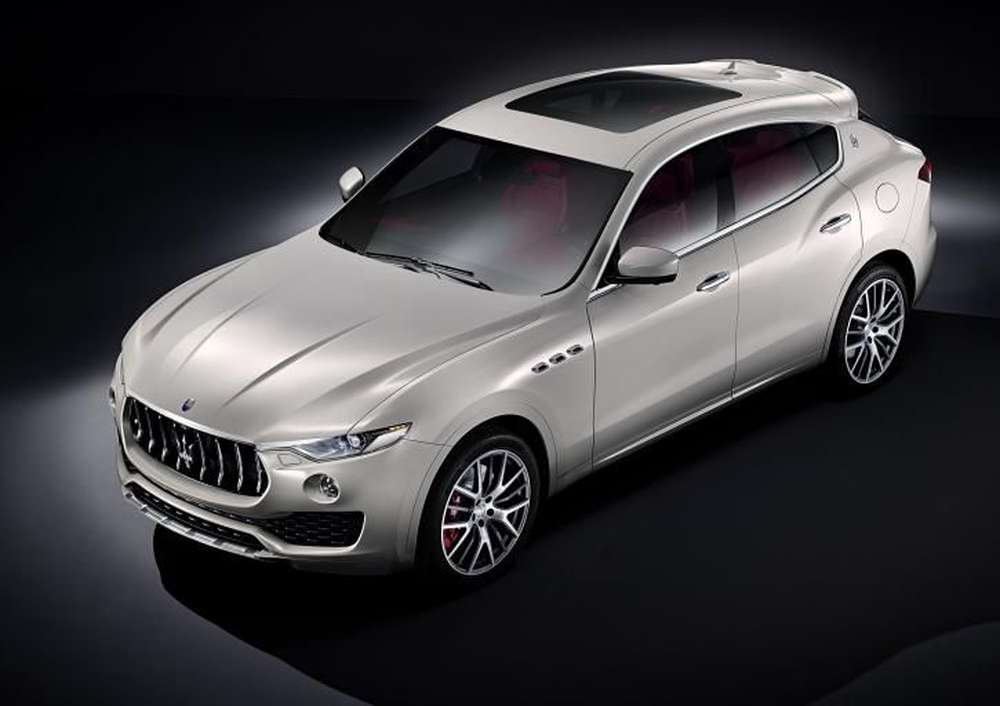 Внешность нового кроссовера Maserati рассекречена до премьеры