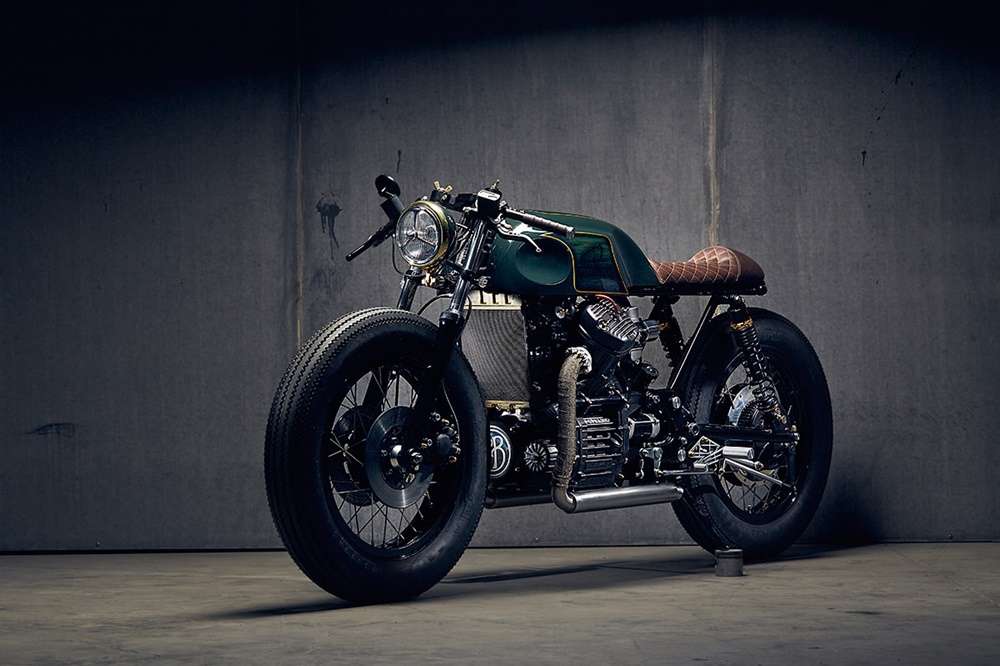Кафе-рейсер на основе Honda CX500 от мастерской PopBang Classic