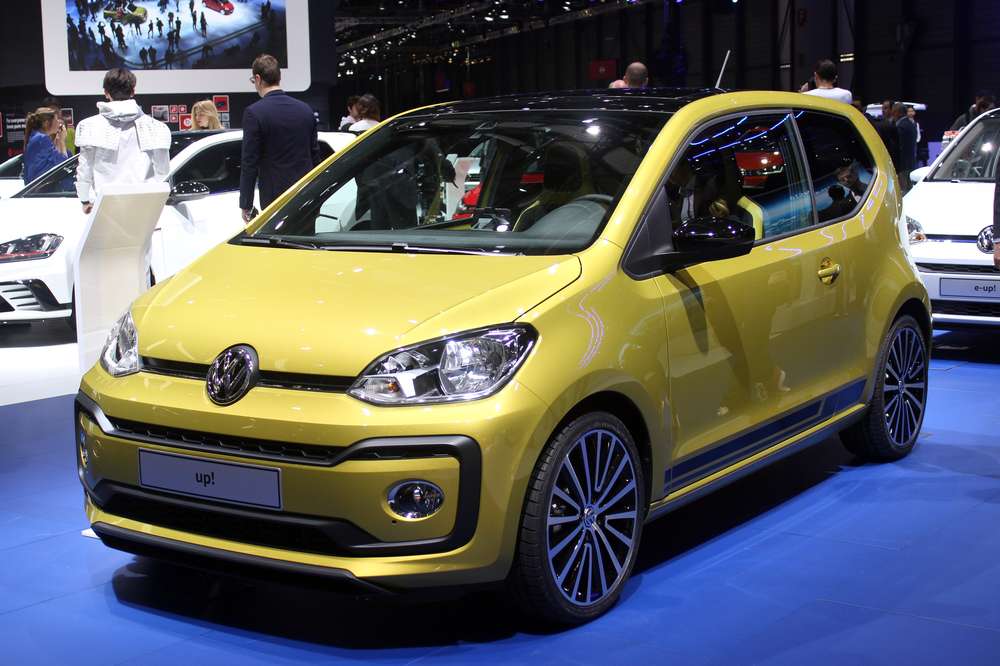 Доступный хэтчбэк Volkswagen up! обновили к Женеве
