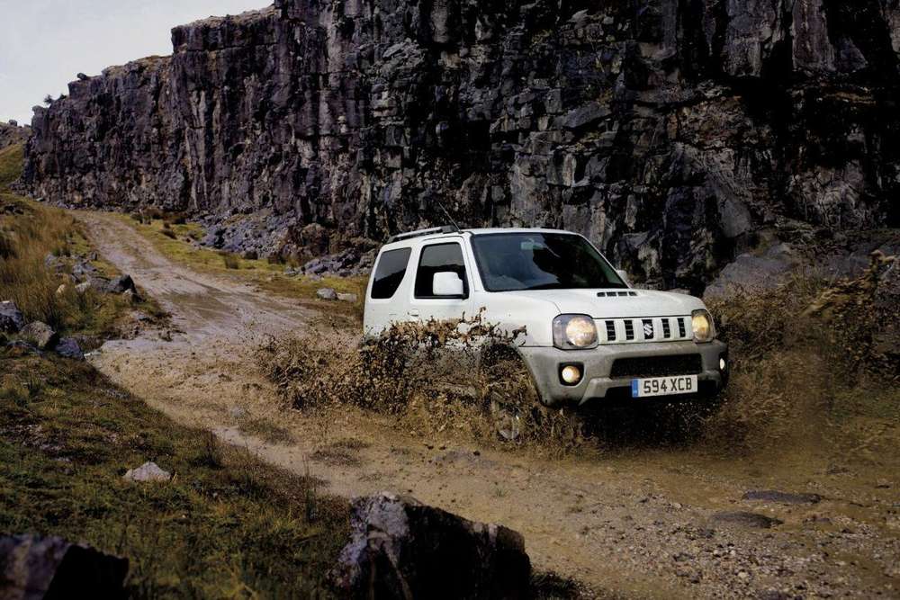 Семейство внедорожника Suzuki Jimny пополнилось спецверсией Adventure