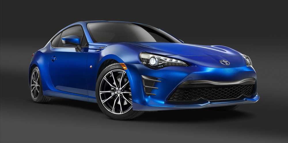 Обновлённое спорткупе Toyota GT 86 спешит в Нью-Йорк