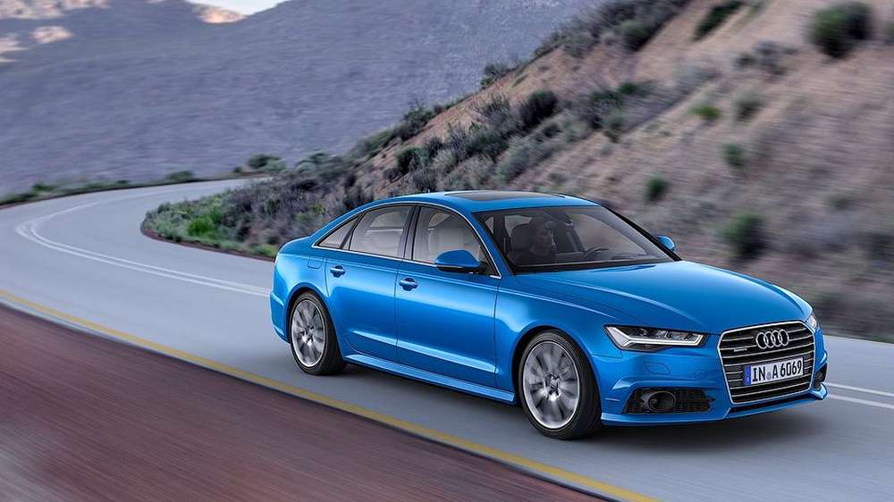 Audi A6 и A7 получили систему беспроводной зарядки для смартфонов