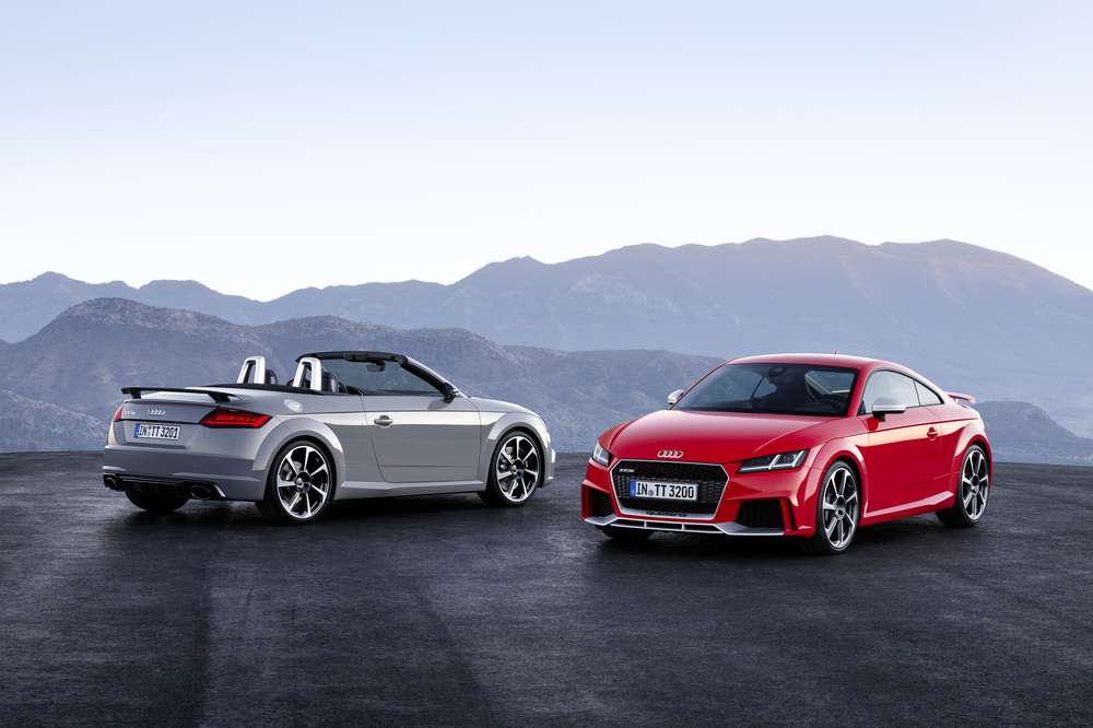 Спорткар Audi TT RS нового поколения добрался до Пекина