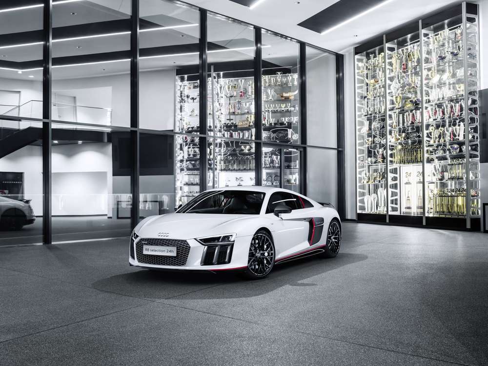 Audi представила спецверсию суперкара R8