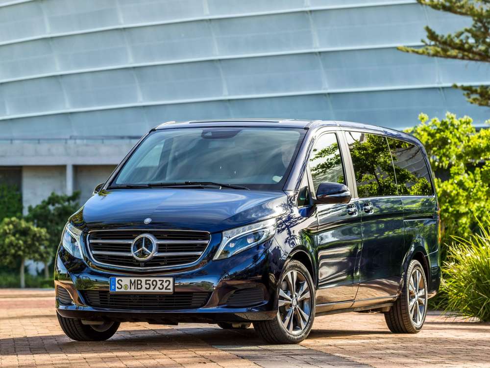 Mercedes v class семейная машина