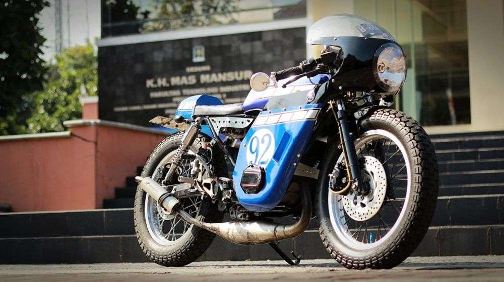 Тегух Сетиаван: кафе рейсер Yamaha RX-K