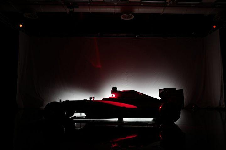 Презентация новой машины Ferrari состоится в полдень в пятницу