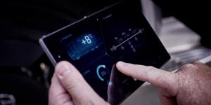 Mercedes начнет выпуск электрического грузовика до конца года
