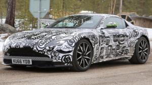 «Подогретый» Aston Martin DB11 S впервые замечен на дороге