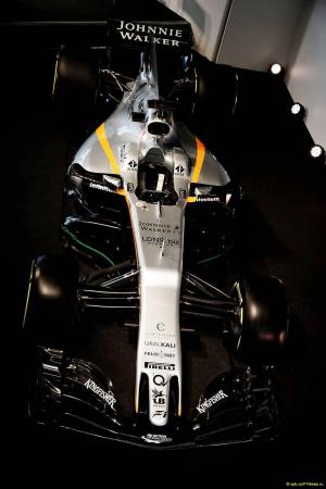 Force India представила новую машину VJM10