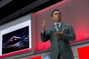 Карлос Гон покинет две должности в Nissan