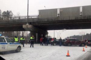 В Подмосковье произошло ДТП с участием 27 машин