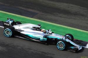 Mercedes представили новую машину W08 EQ Power+