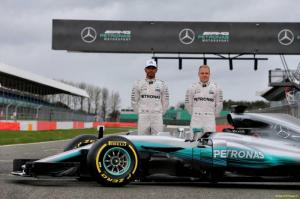 В Mercedes подтвердили график работы на тестах
