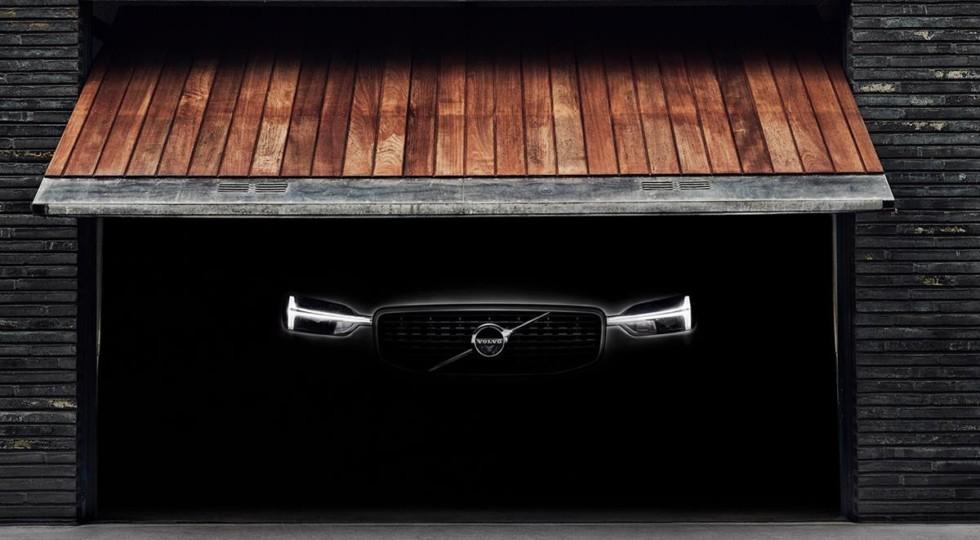 Volvo показала тизер новой модели