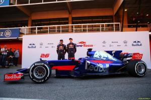 Презентации новых машин: Toro Rosso STR12