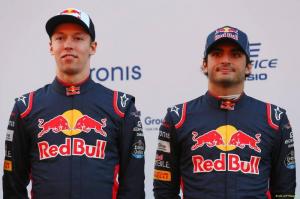 Презентации новых машин: Toro Rosso STR12