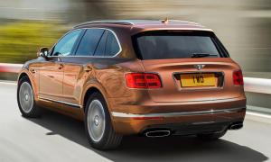 В Bentley задумались о первом электрическом кроссовере