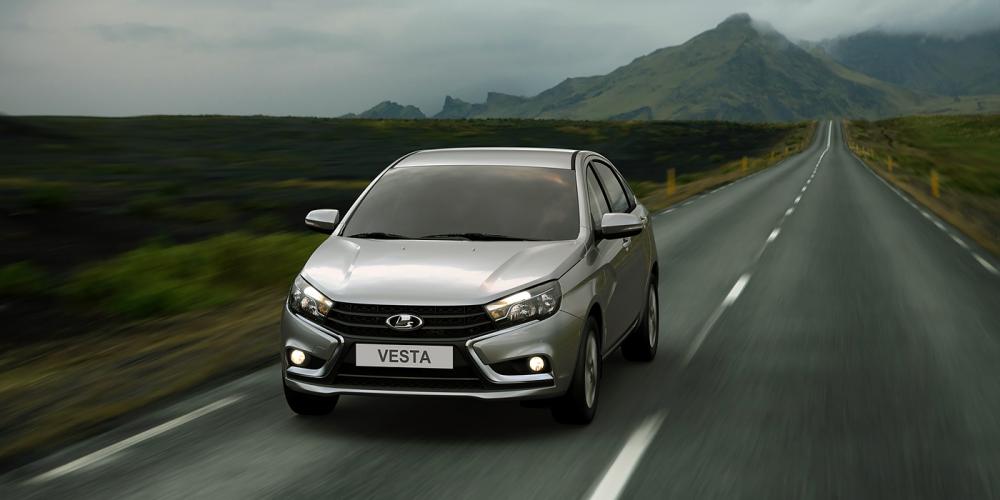 В Венгрии начались продажи Lada Vesta
