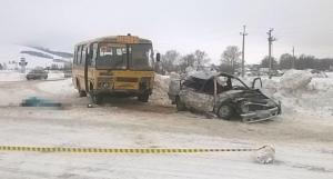 В Башкирии в результате ДТП со школьным автобусом погиб один человек