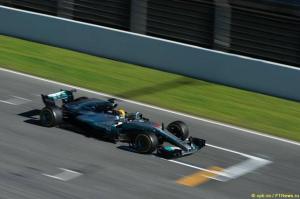 В Австралию Mercedes привезет обновленный двигатель