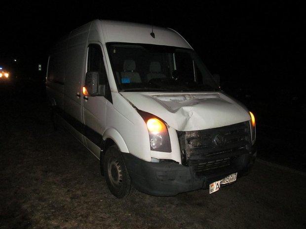 В Дзержинском районе Volkswagen Crafter насмерть сбил пешехода
