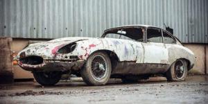 Ржавый раритетный Jaguar, простоявший 20 лет в сарае, выставят на аукцион