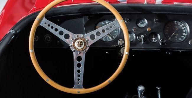 Уникальный Jaguar XK140 SE оценивается в 110 000 долларов
