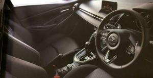 В сети рассекретили фейслифтинговый хэтчбек Mazda2