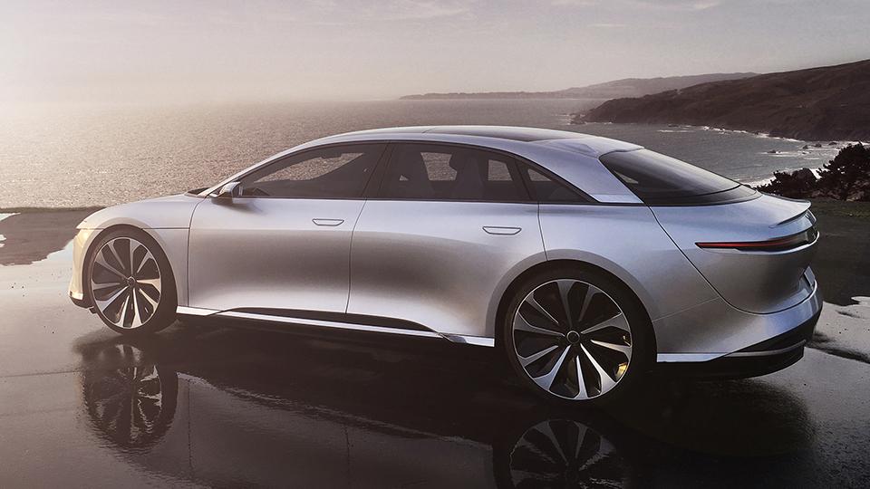 Первую модель нового конкурента Tesla оценили дороже Porsche 911 Turbo